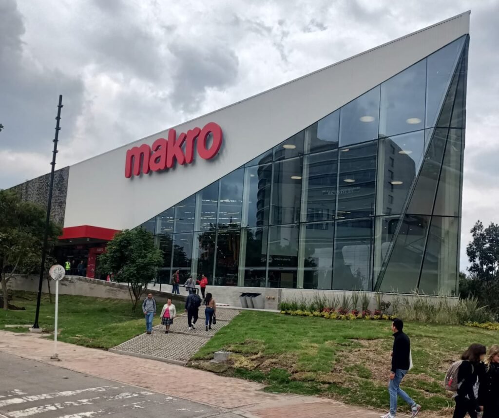 Makro