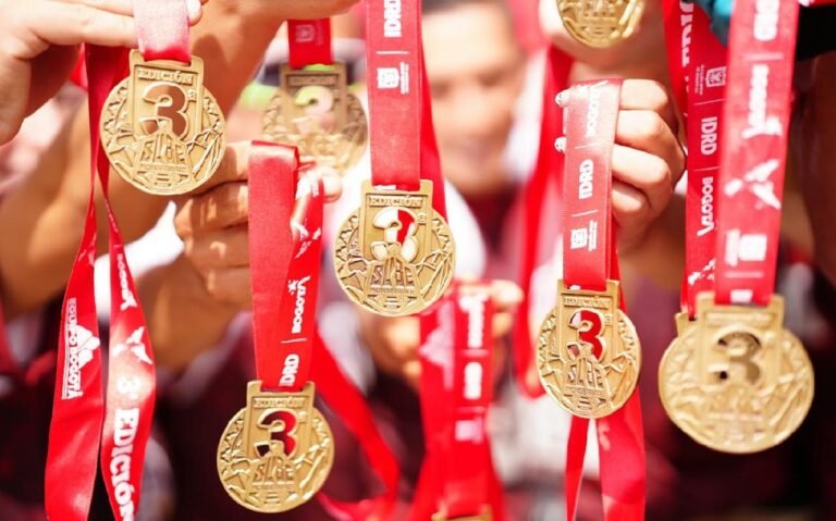 Sube Monserrate, la experiencia que nuevamente confirmó a Bogotá como ciudad del deporte