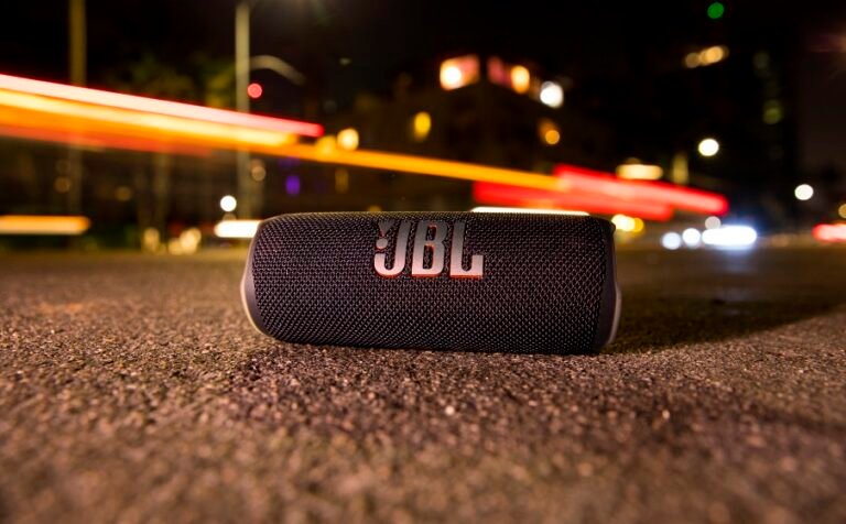 Renueva tu sonido con los descuentos de JBL en Black Friday