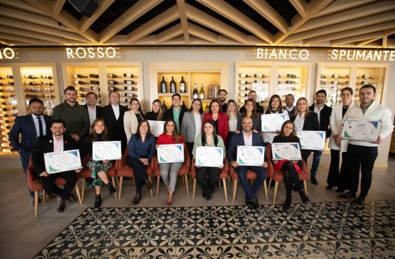 Grupo Aval reafirma su compromiso con la diversidad con la certificación Friendly Biz