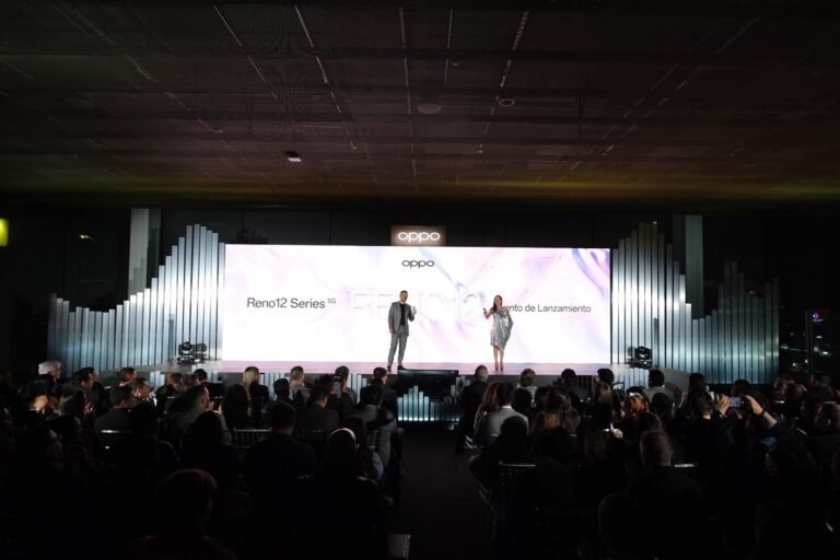 OPPO cierra 2024 con éxito en Colombia y una edición mágica de Harry Potter