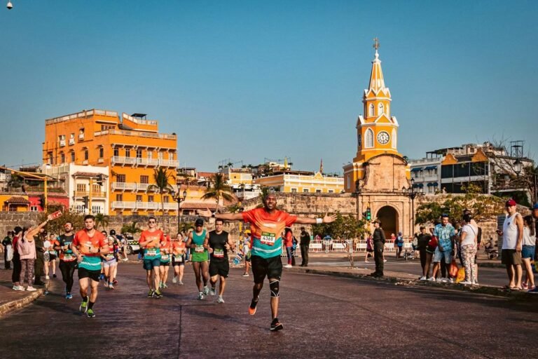 Cartagena se prepara para la Media Maratón del Mar 2025: 9.000 corredores y un recorrido histórico