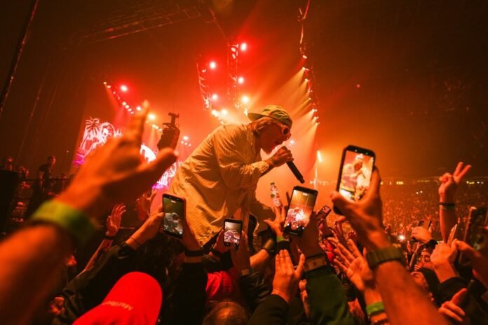 Crecimiento histórico de Breakfast Live en Colombia durante 2025