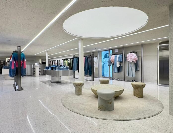 Expansión de SEVEN SEVEN: Innovación y moda en Unicentro Bogotá.