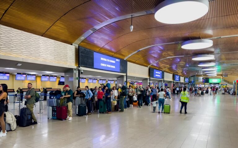 Aeropuerto de Cartagena logra hito histórico de movilización de pasajeros en 2025